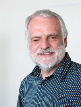 Pfarrer Werner Korsten leitet die Evangelische Telefonseelsorge mit Sitz in Essen. FOTO: ETSE