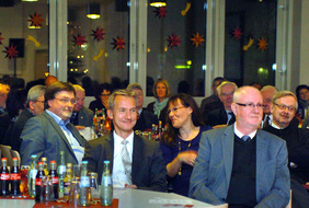Superintendent Rüdiger Höcker (vorne rechts) und Oberbürgermeister Frank Baranowski begrüßten die Gäste.