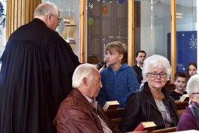 Auch eines der jüngsten Gemeindemitglieder beteiligte sich an der Festpredigt. PHOTOS: CORNELIA FISCHER
