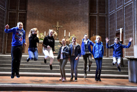 Was würde Luther dazu sagen? Erst als Kuckucksrufe, dann als Rap der Rotthauser Konfis: Ein feste Burg ist unser Gott! PHOTOS: CORNELIA FISCHER
