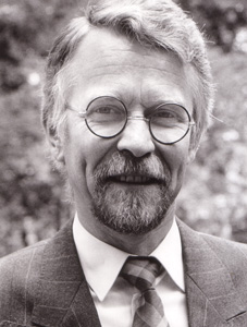 Johannes Fronemann war von 1975 bis 2001 Pfarrer der Evangelischen Kirchengemeinde Buer.